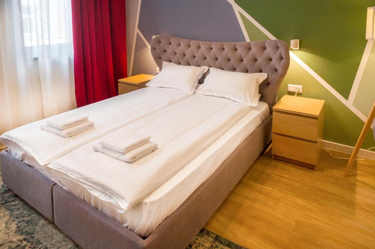 H11 Downtown Apartments Marosvásárhely Kültér fotó